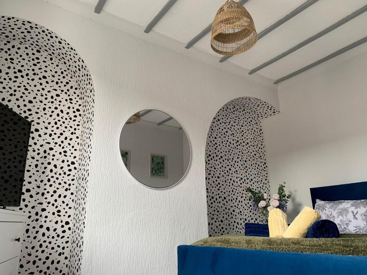 Holiday home House Of Cosy Dots Northampton