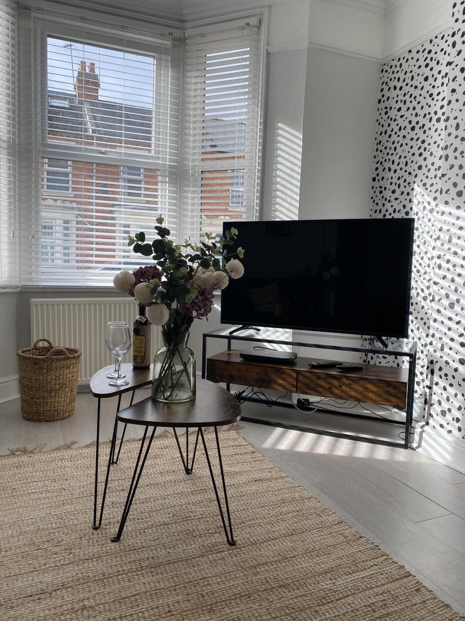 House Of Cosy Dots Holiday home Northampton